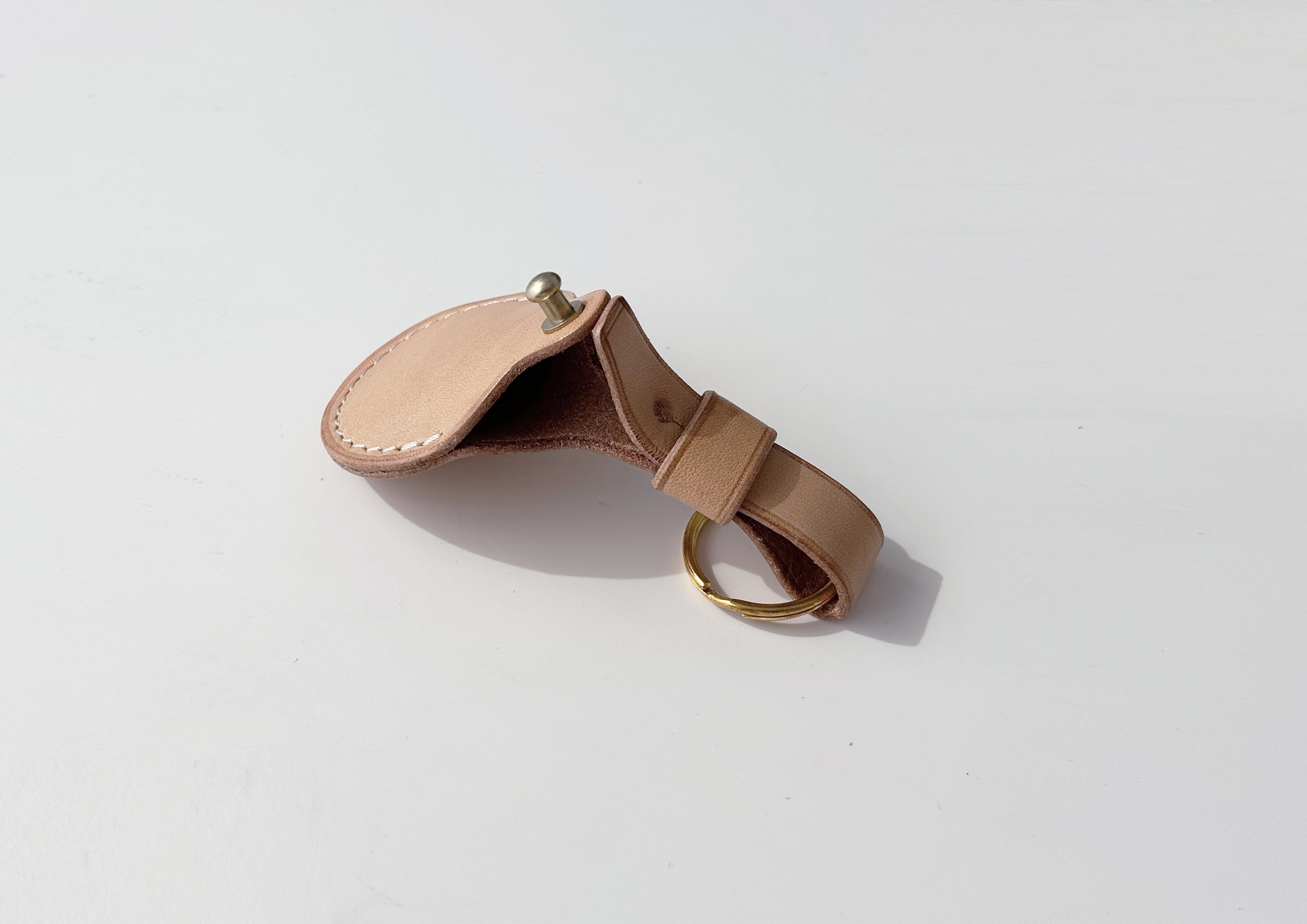 Jaska Airtag Tracker Leder-Etui LOGG