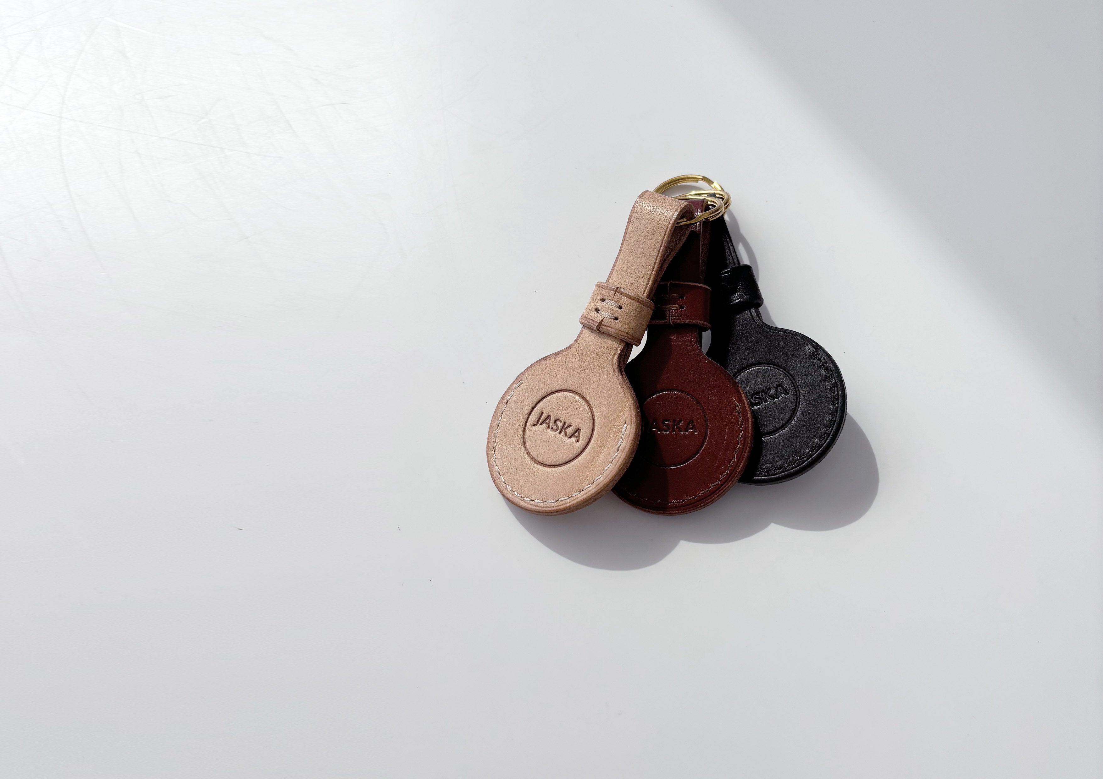 Jaska Airtag Tracker Leder-Etui LOGG