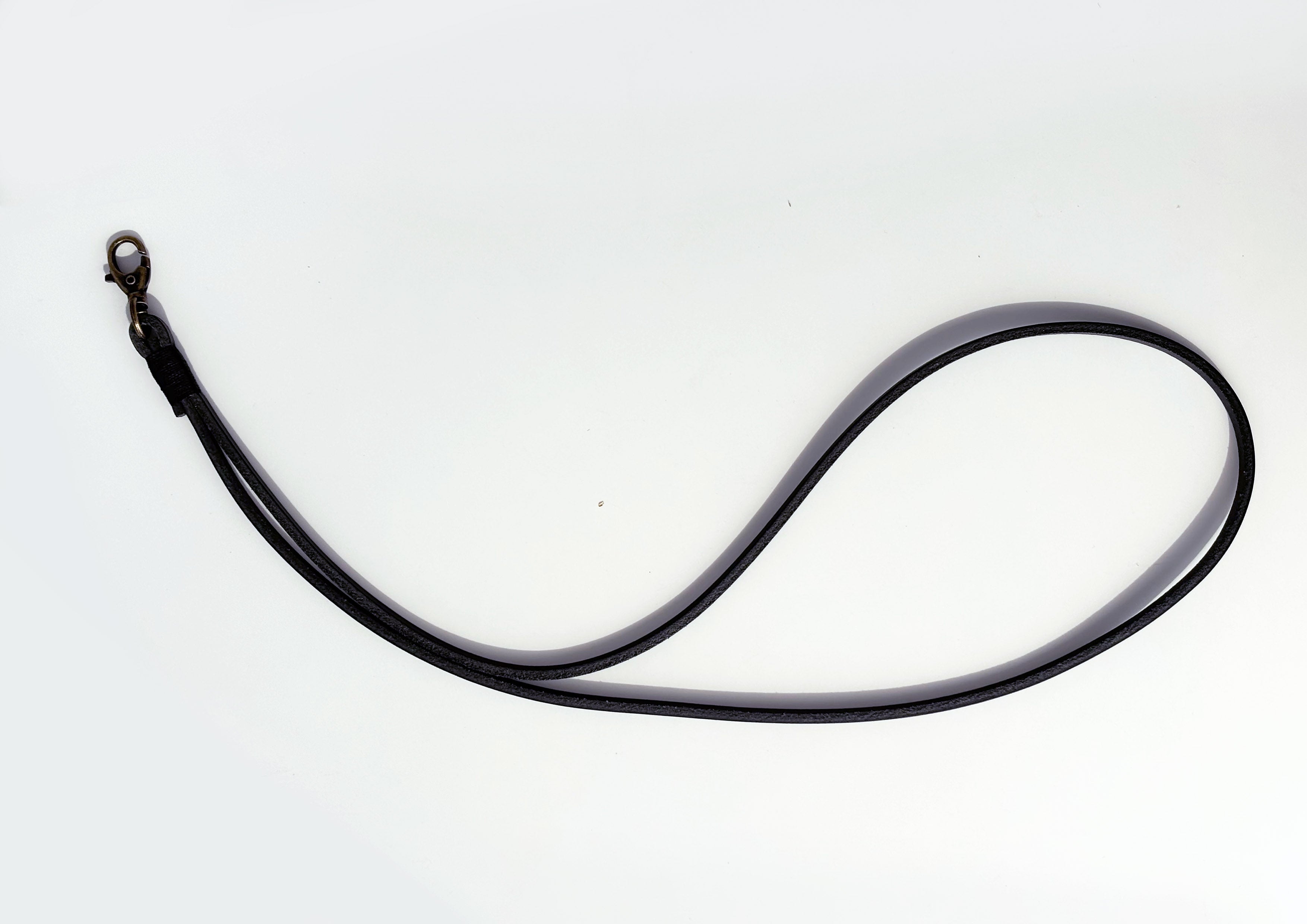 Jaska 40cm Pfeifenband / Schlüßelband aus Leder HIHER