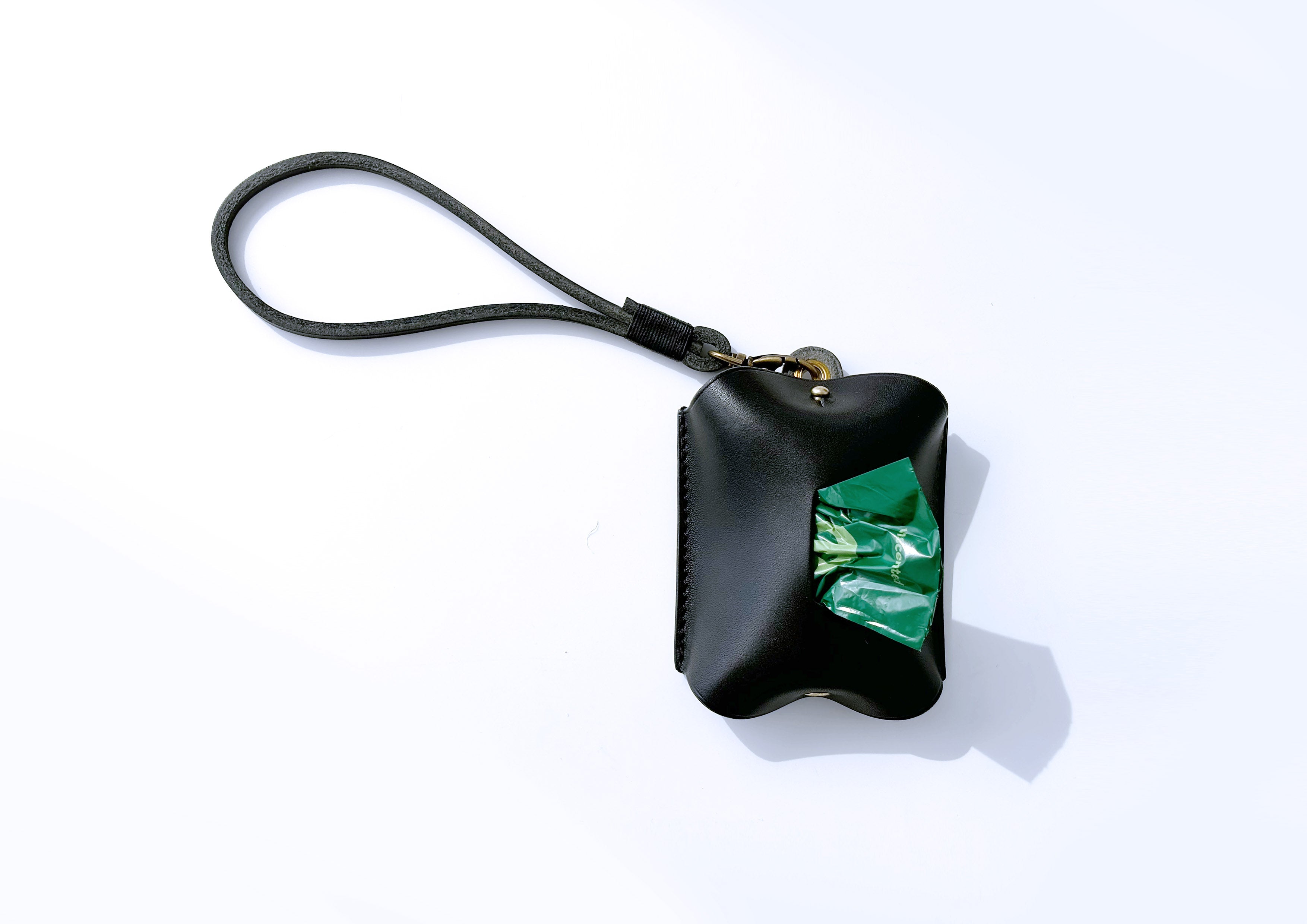 Jaska Kotbeutelspender aus Leder BURY